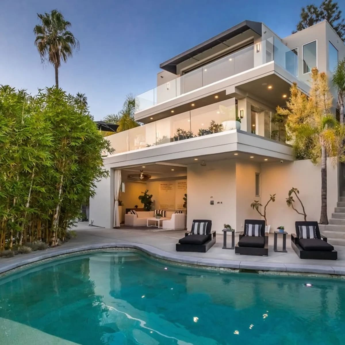 L.A Home (5bd, 6ba)